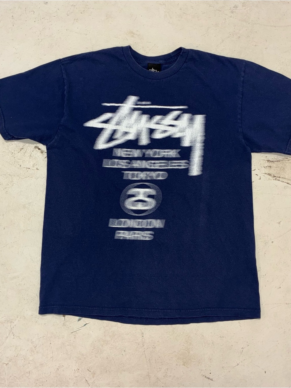 Stussy World Tour Blur Navy Short-Sleeve Graphic Tee with White Logo Men's M